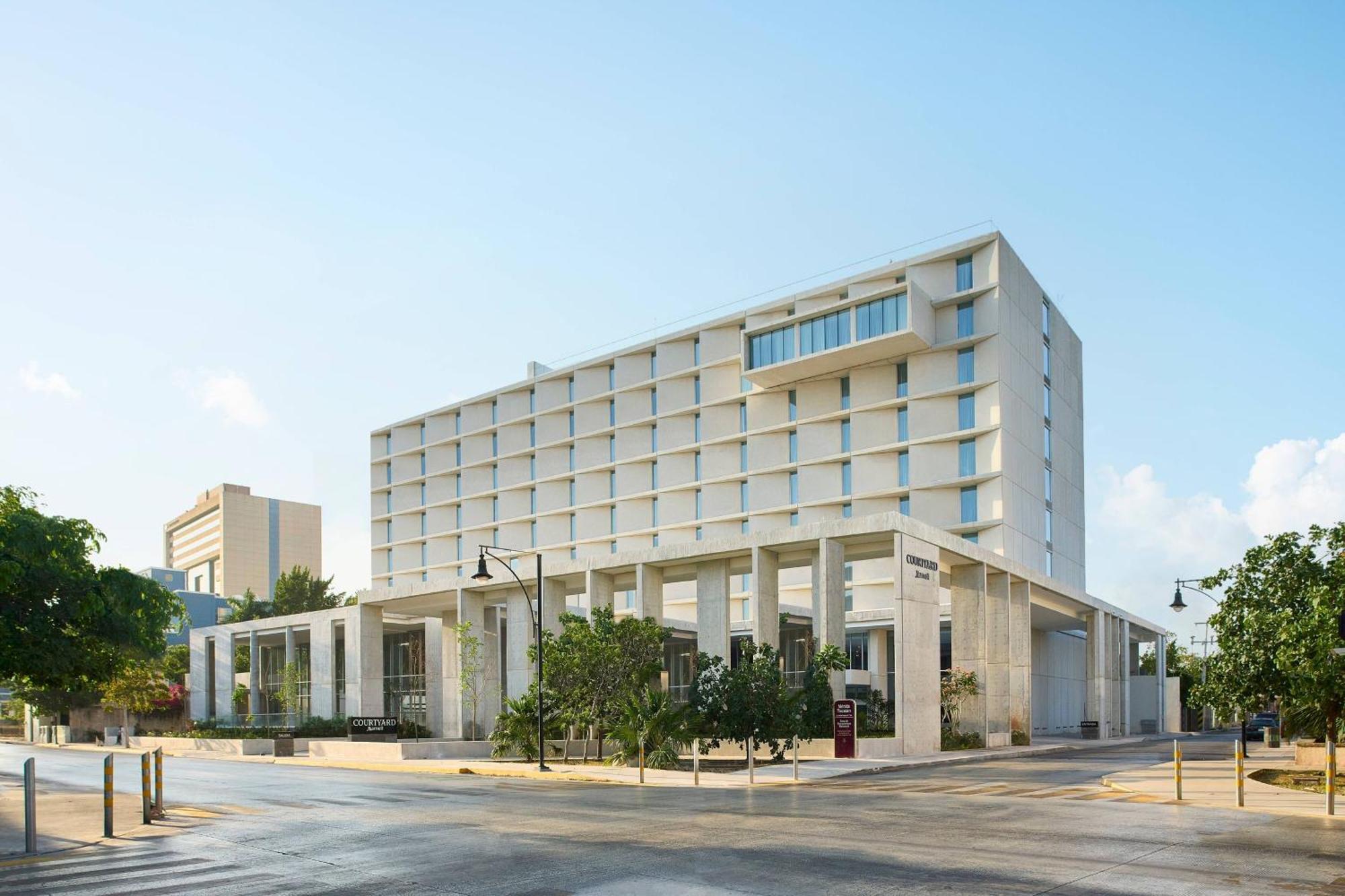Courtyard By Marriott Merida Downtown Exterior foto